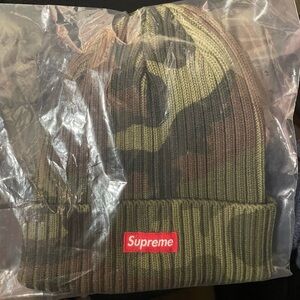 Supreme overdyed beanie